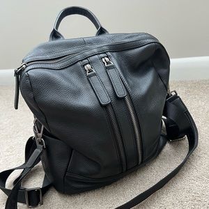 BLACK LEATHER Convertible backpack